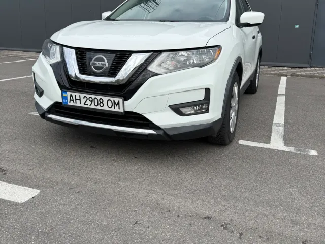 Nissan Rogue - фото 2