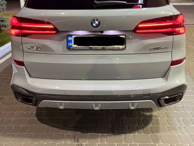 BMW X5 - фото 4