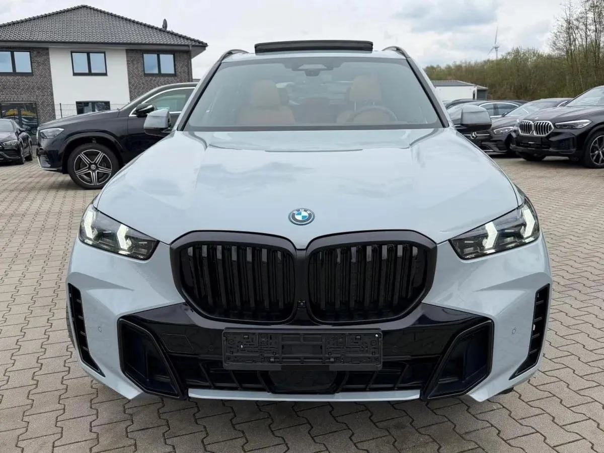 BMW X5 - фото 3
