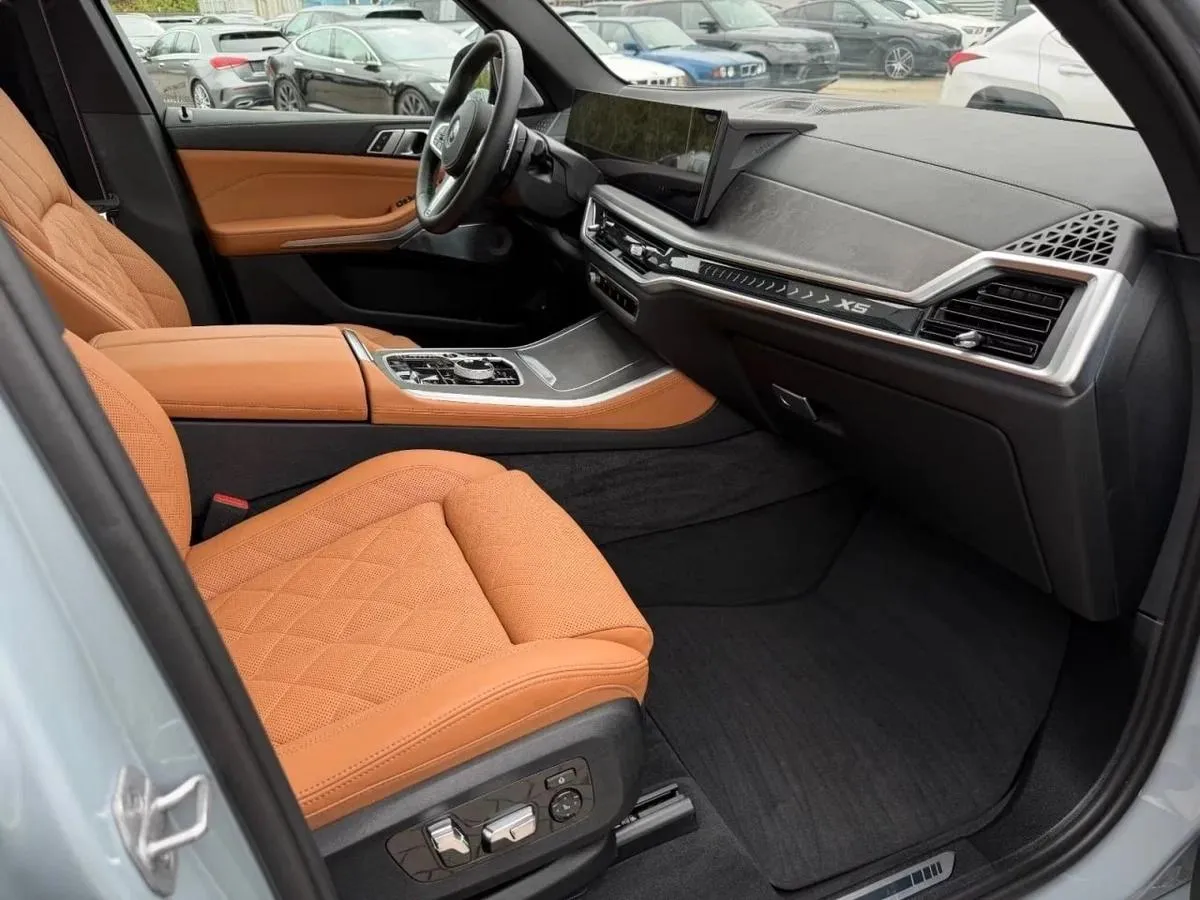 BMW X5 - фото 11