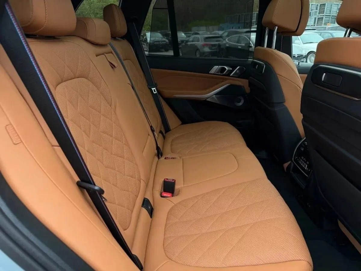 BMW X5 - фото 12