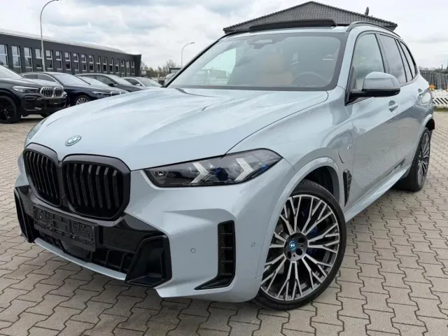 BMW X5 - фото 2