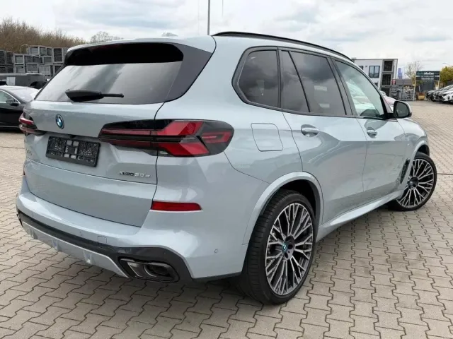BMW X5 - фото 5