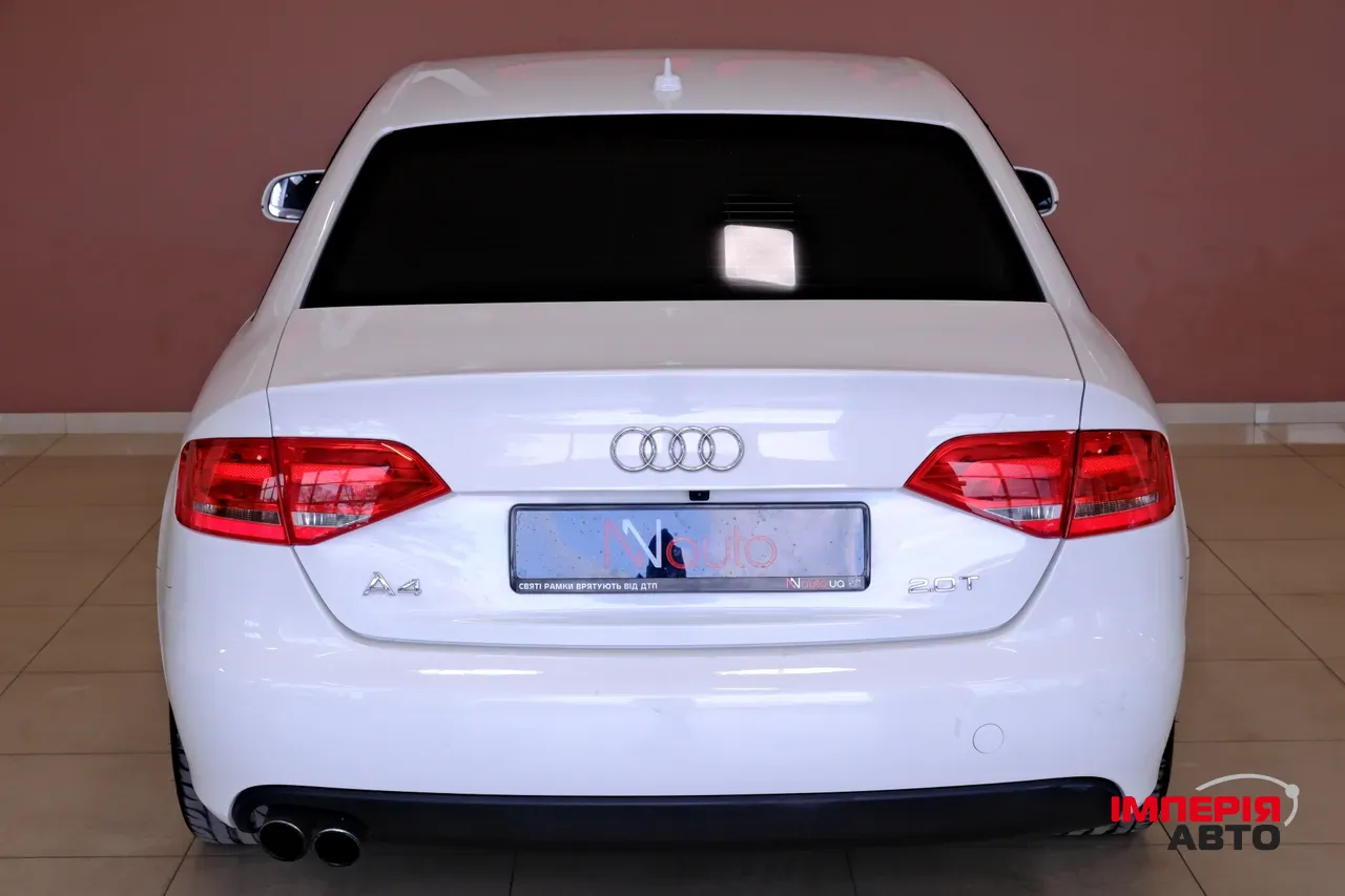 Audi A4 - фото 6