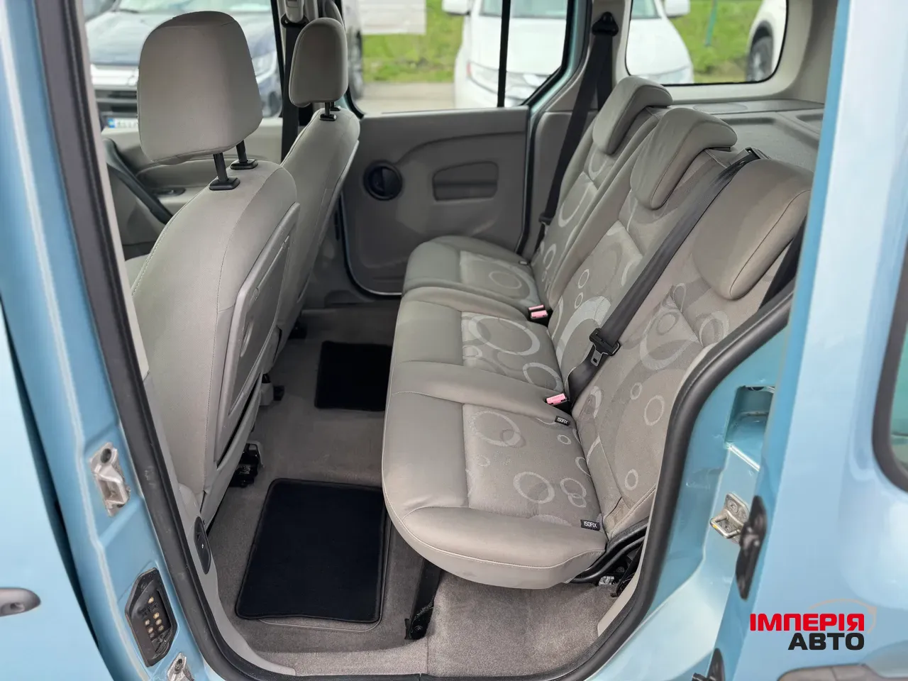 Renault Kangoo - фото 9