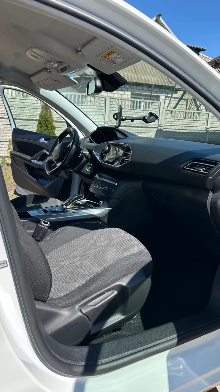 Peugeot 308 - фото 14