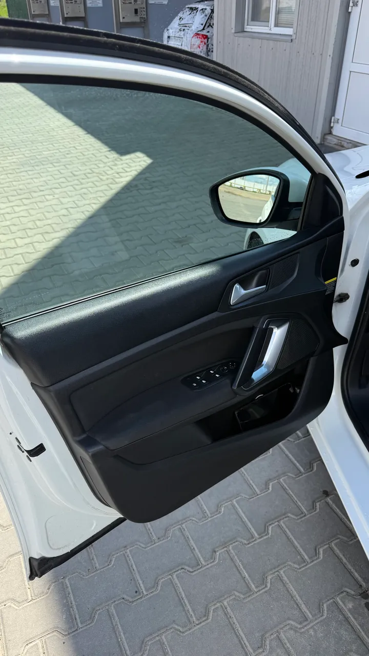 Peugeot 308 - фото 9