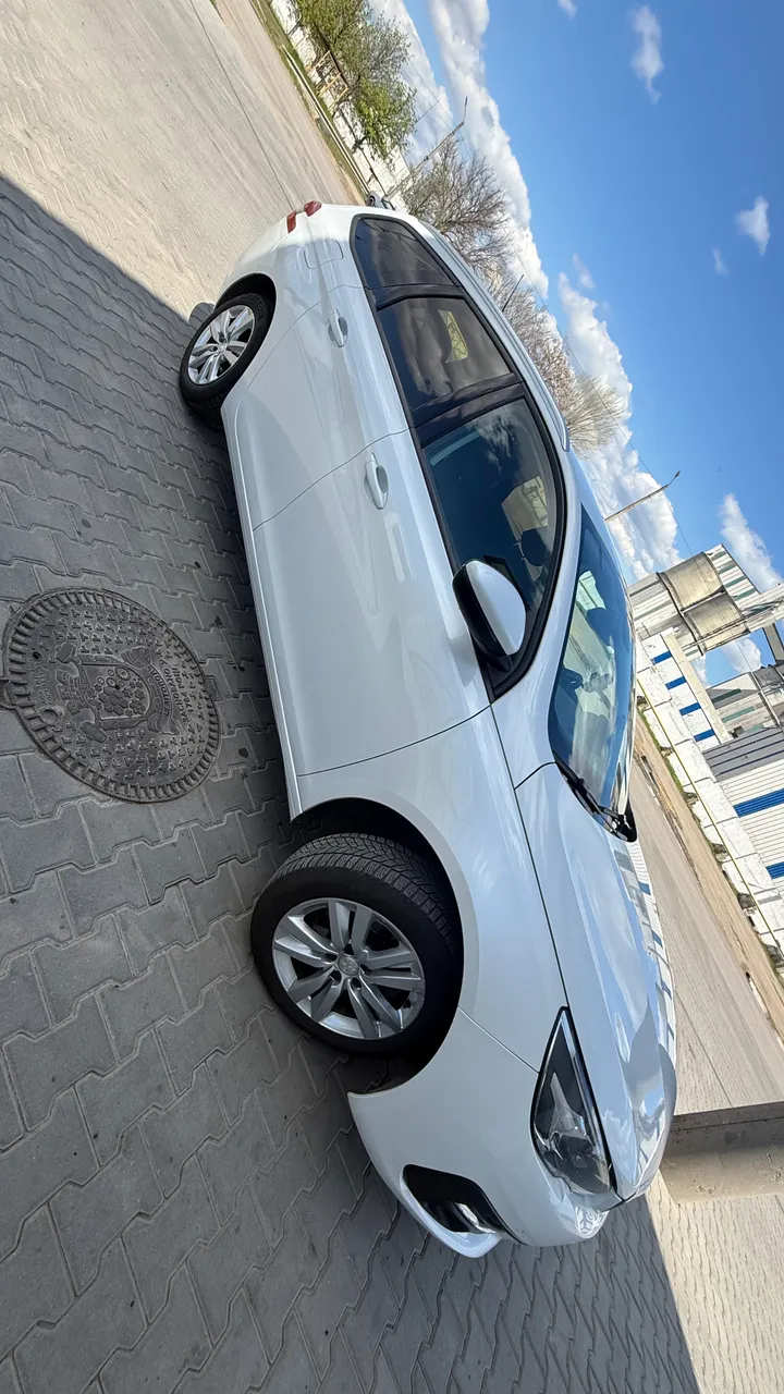 Peugeot 308 - фото 5