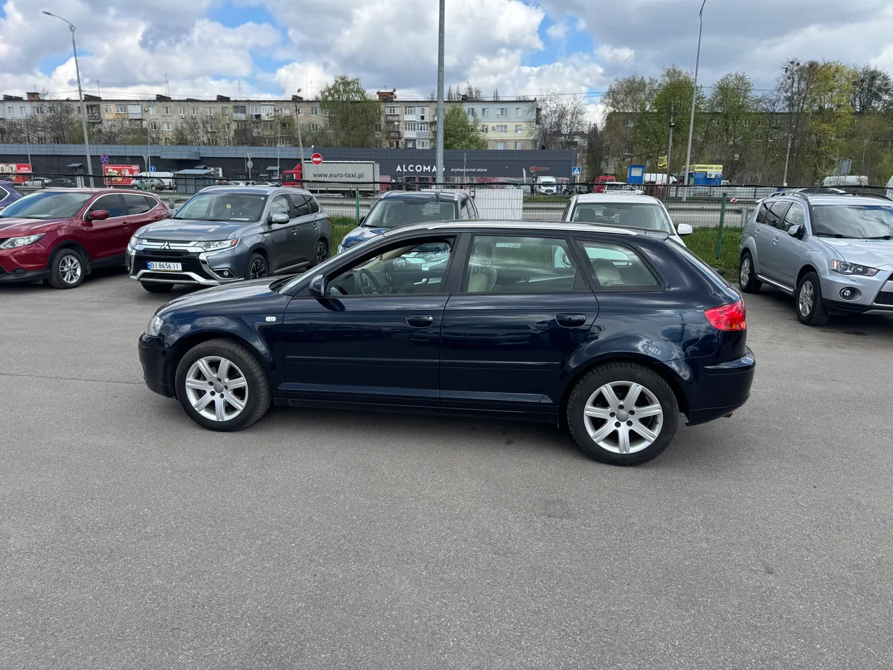Audi A3 - фото 7