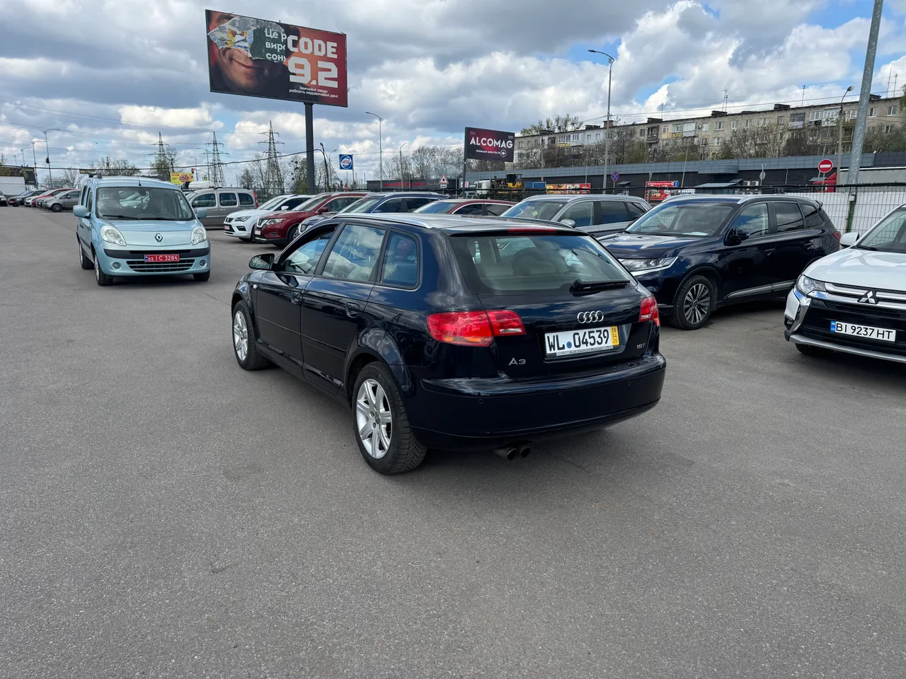 Audi A3 - фото 6