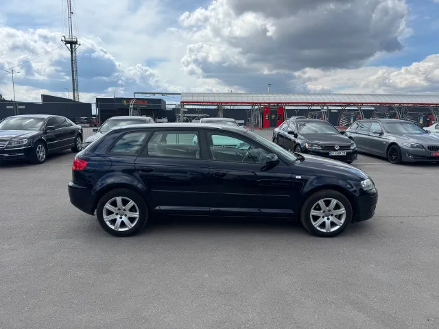 Audi A3 - фото 3