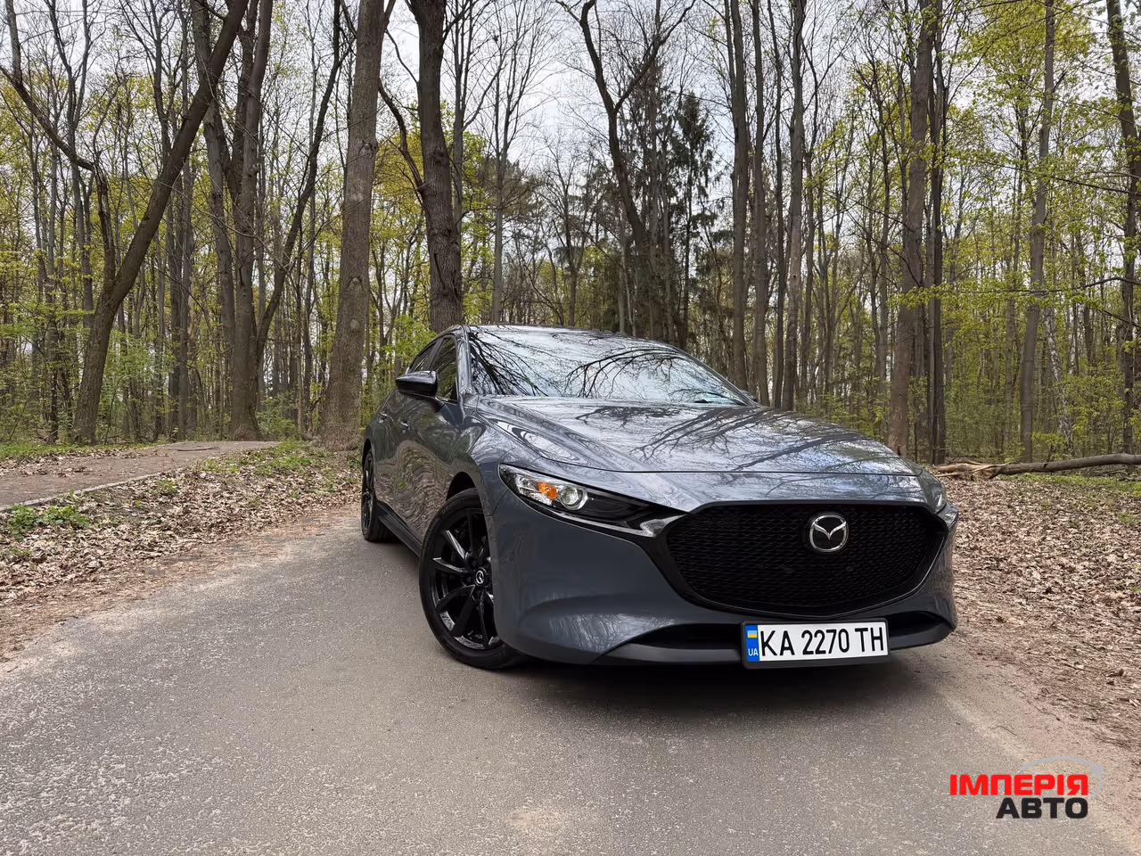 Mazda 3 - фото 12