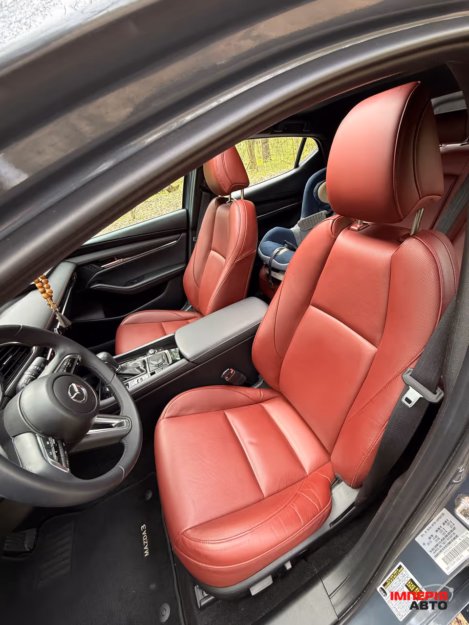 Mazda 3 - фото 8