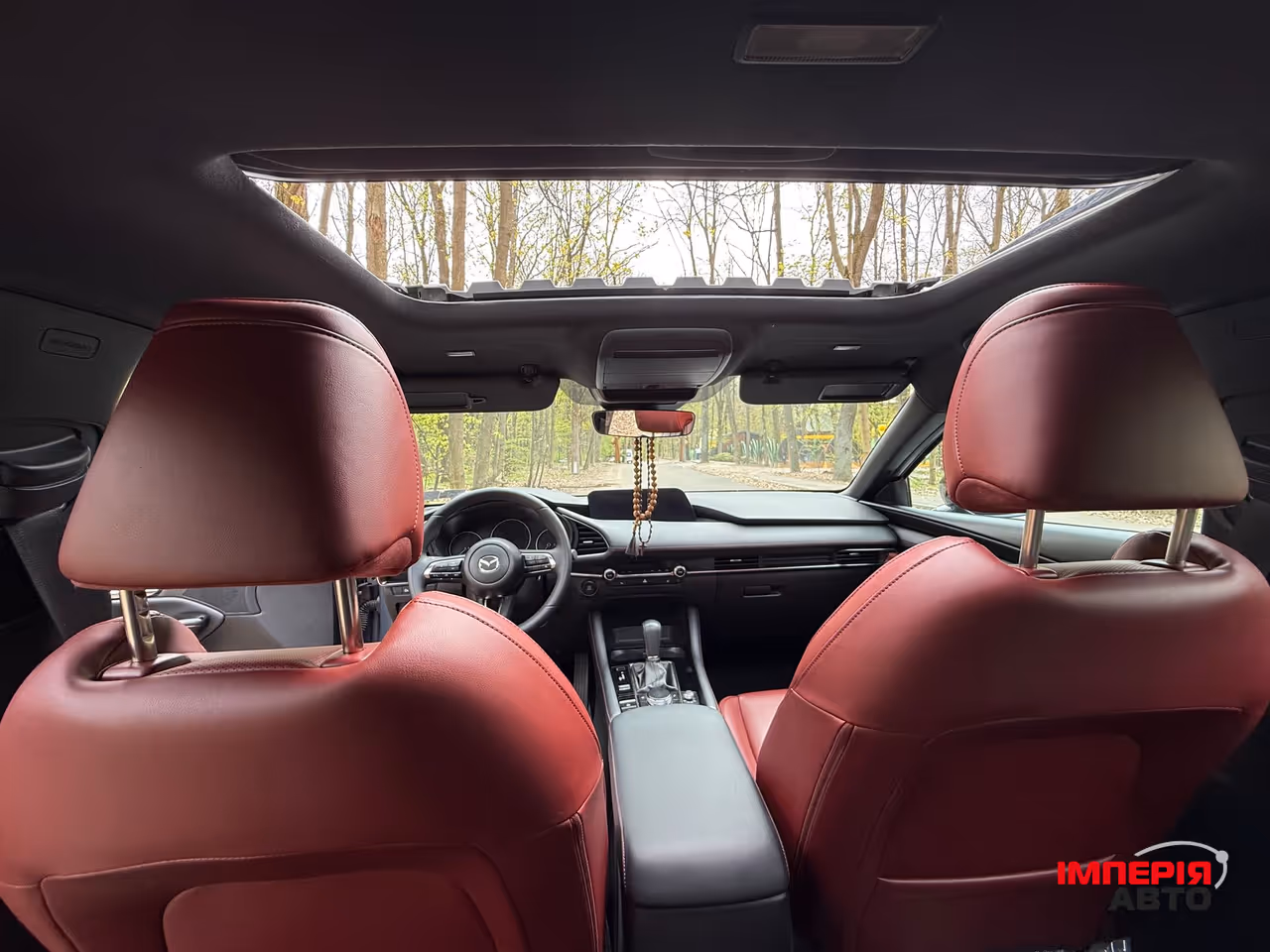 Mazda 3 - фото 9