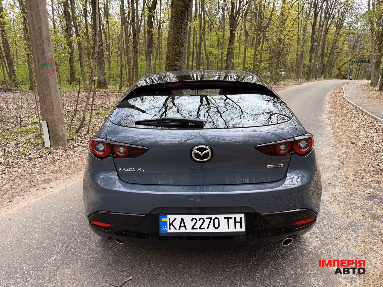Mazda 3 - фото 13
