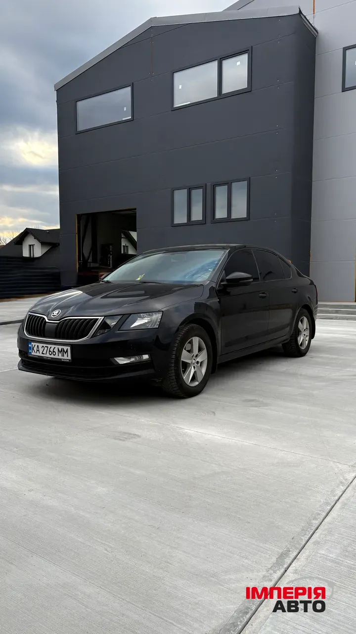 Skoda Octavia - фото 1