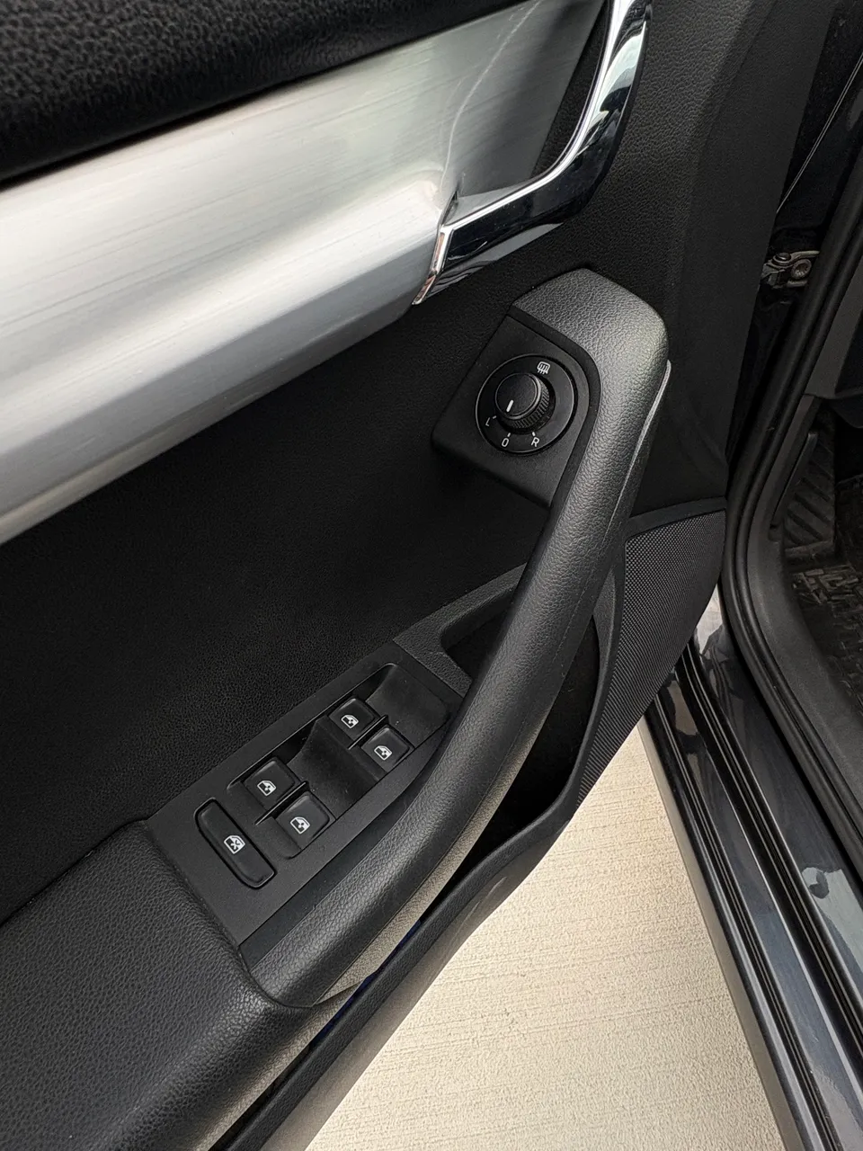 Skoda Octavia - фото 9