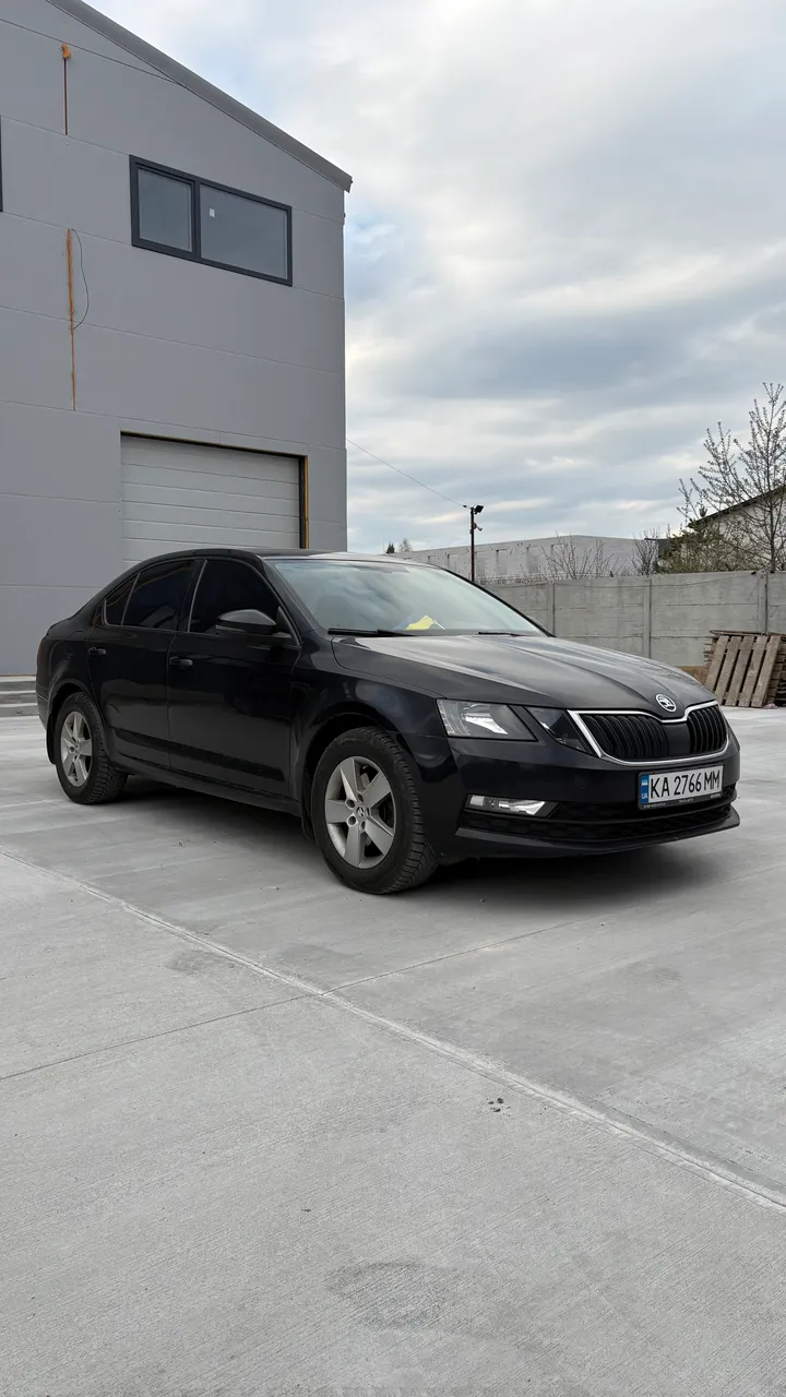 Skoda Octavia - фото 2