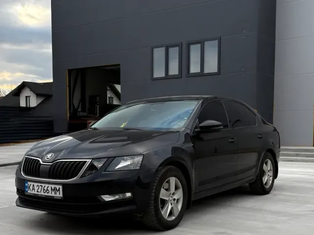 Skoda Octavia - фото 1