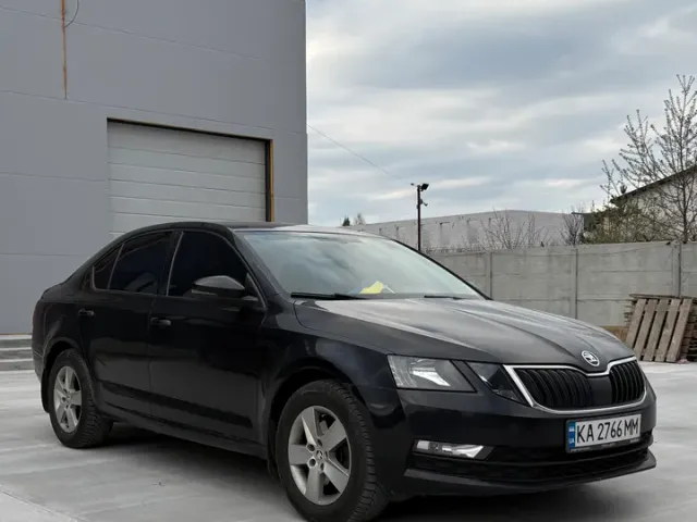 Skoda Octavia - фото 2