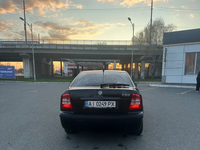 Skoda Octavia - фото 4