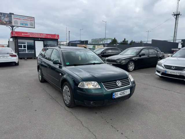Volkswagen Passat - фото 1
