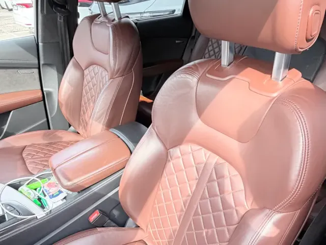 Audi Q7 - фото 2