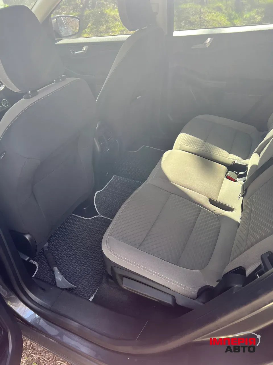 Ford Escape - фото 15