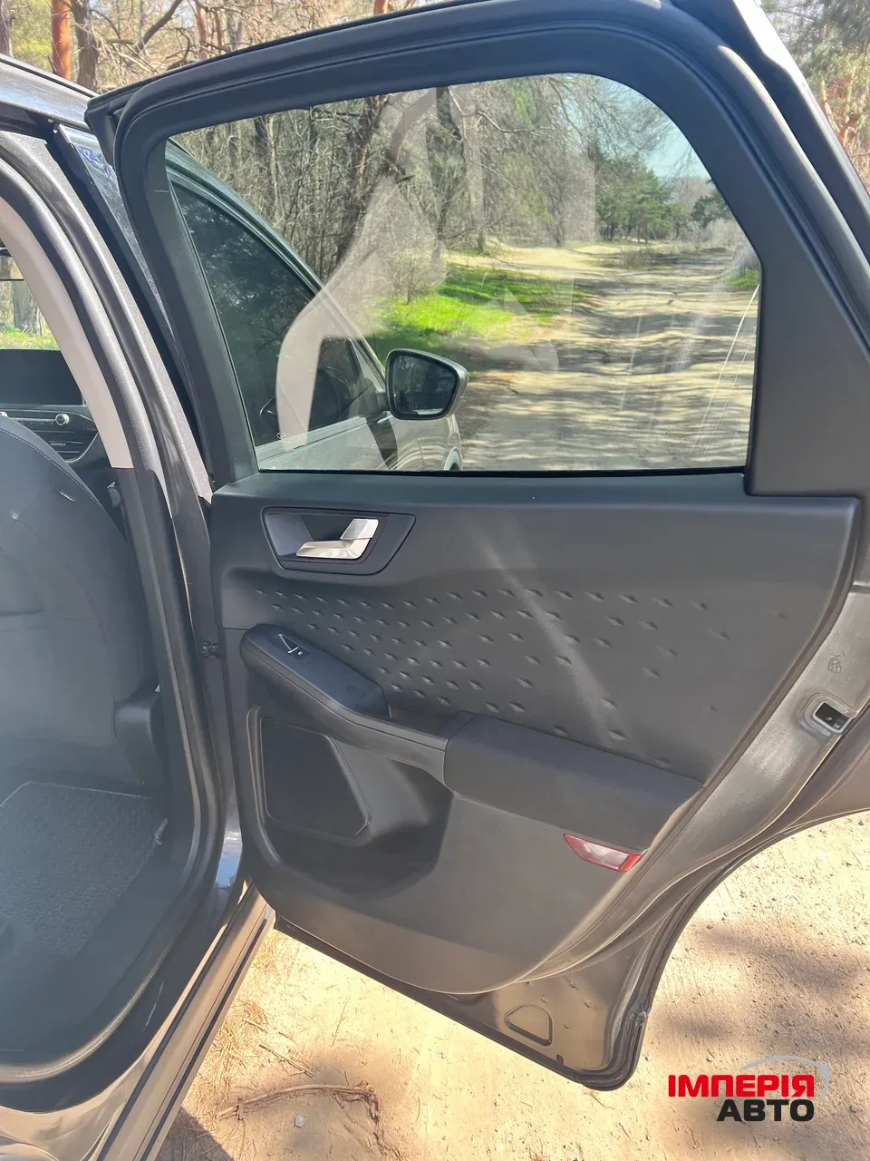 Ford Escape - фото 12