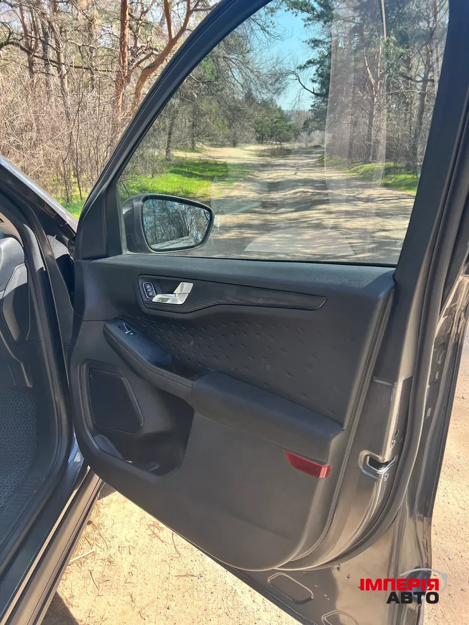 Ford Escape - фото 10