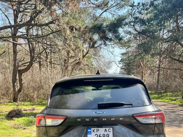 Ford Escape - фото 5