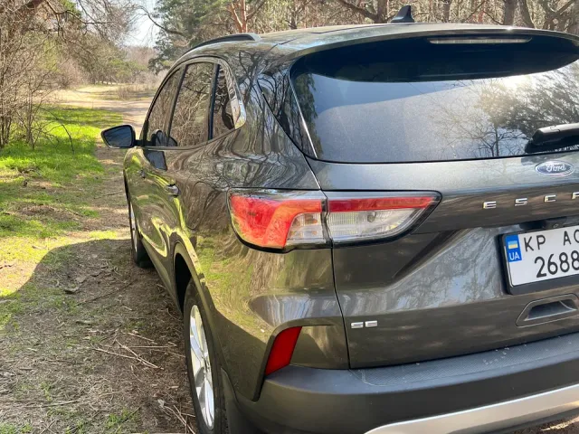 Ford Escape - фото 4