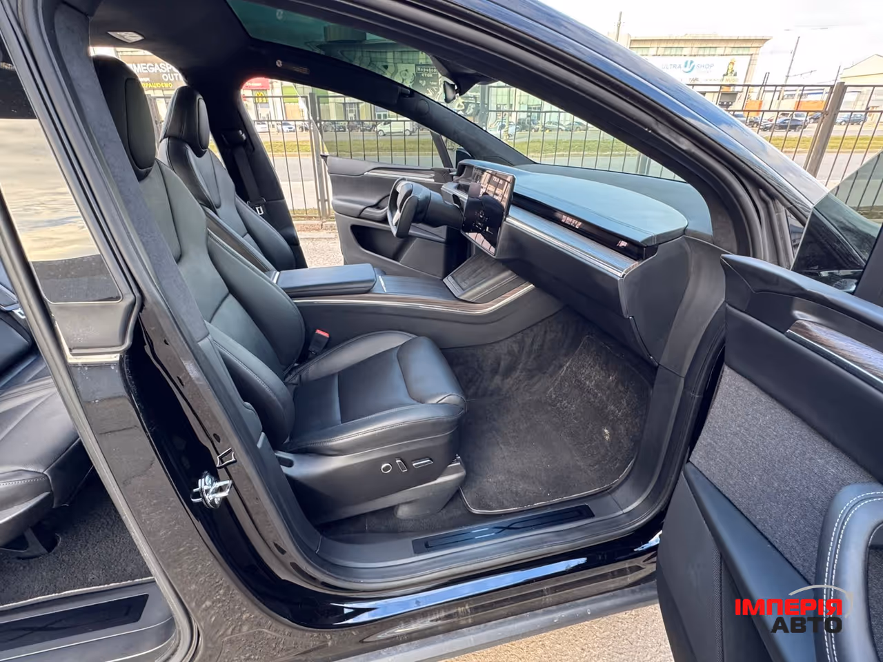 Tesla Model X - фото 20