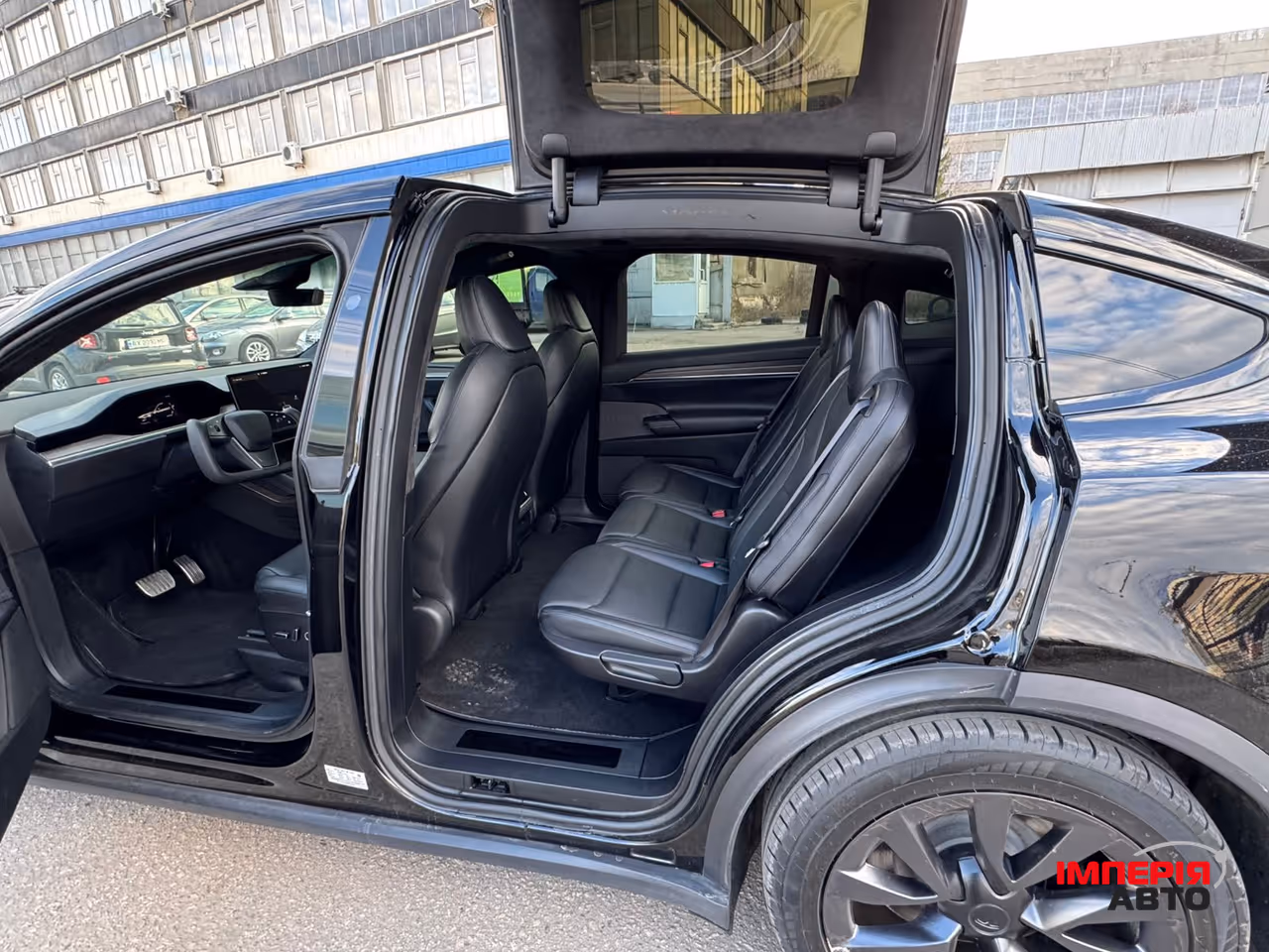 Tesla Model X - фото 23