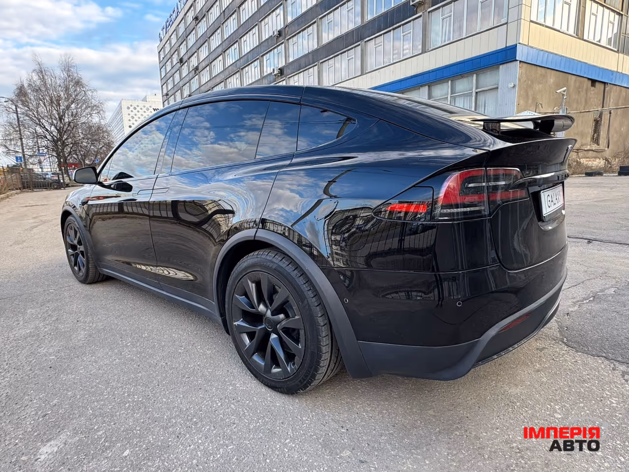 Tesla Model X - фото 7