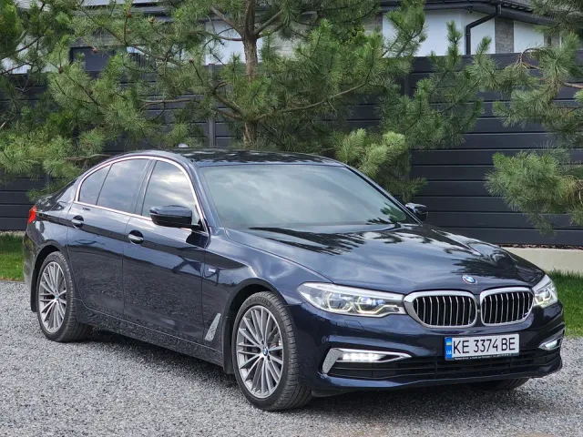 BMW 5 серії - фото 1