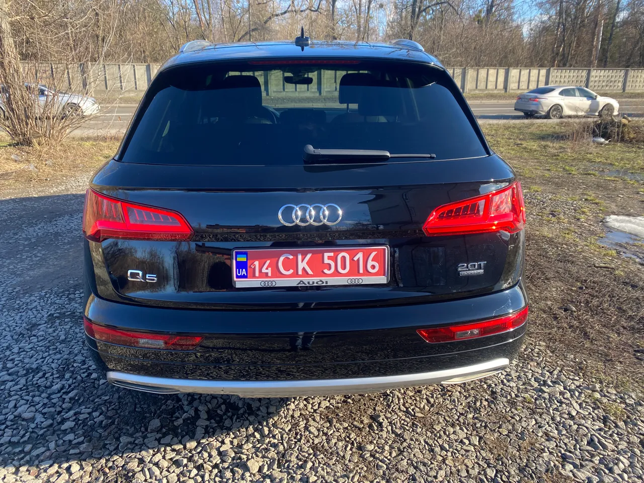 Audi Q5 - фото 5