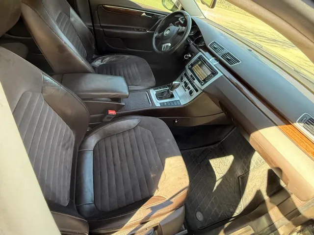 Volkswagen Passat - фото 5