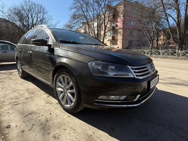 Volkswagen Passat - фото 1