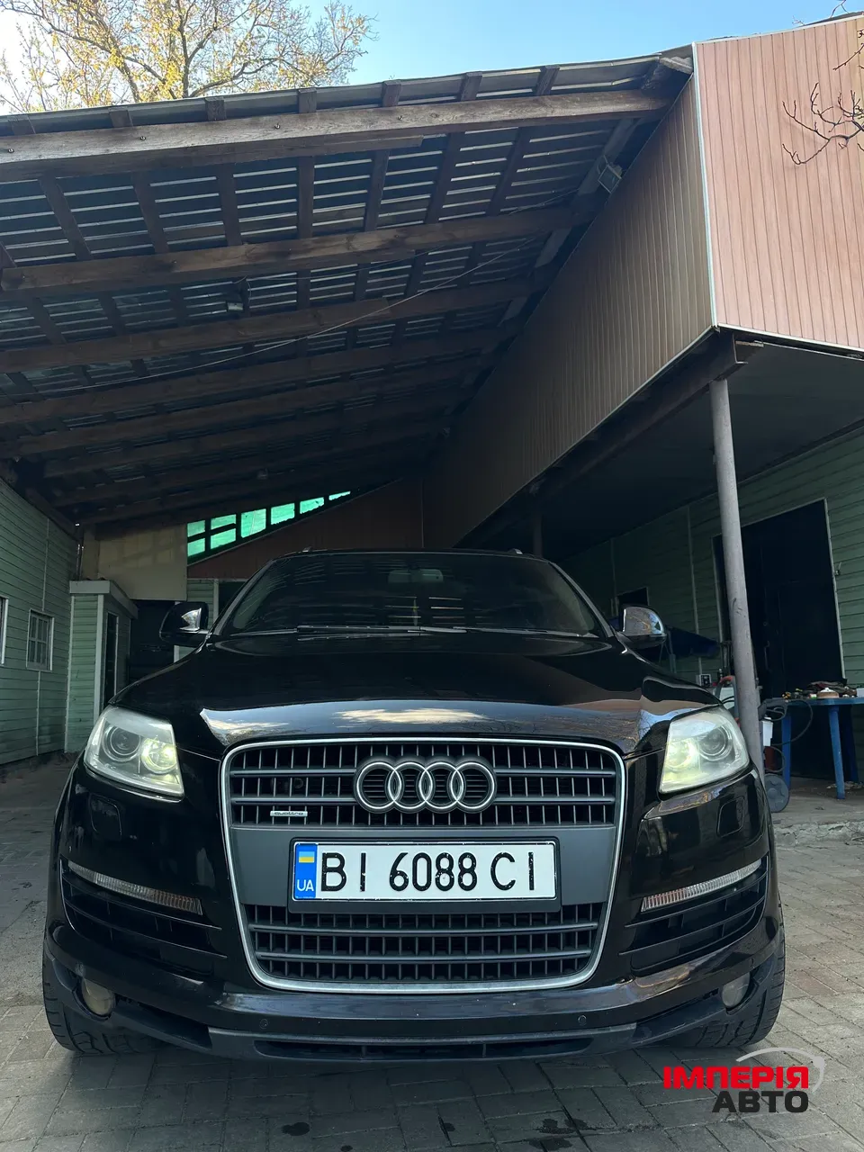 Audi Q7 - фото 1
