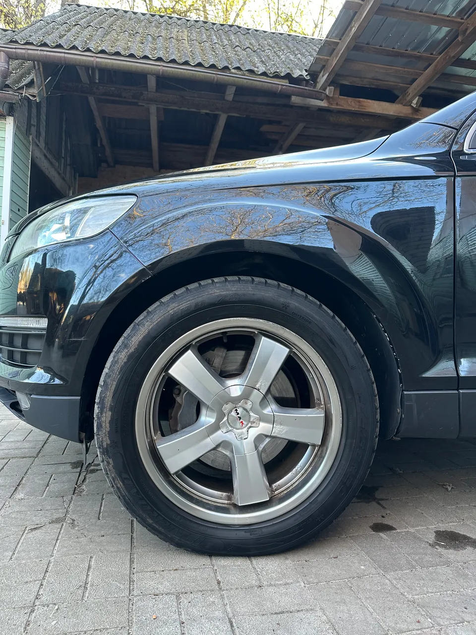 Audi Q7 - фото 5