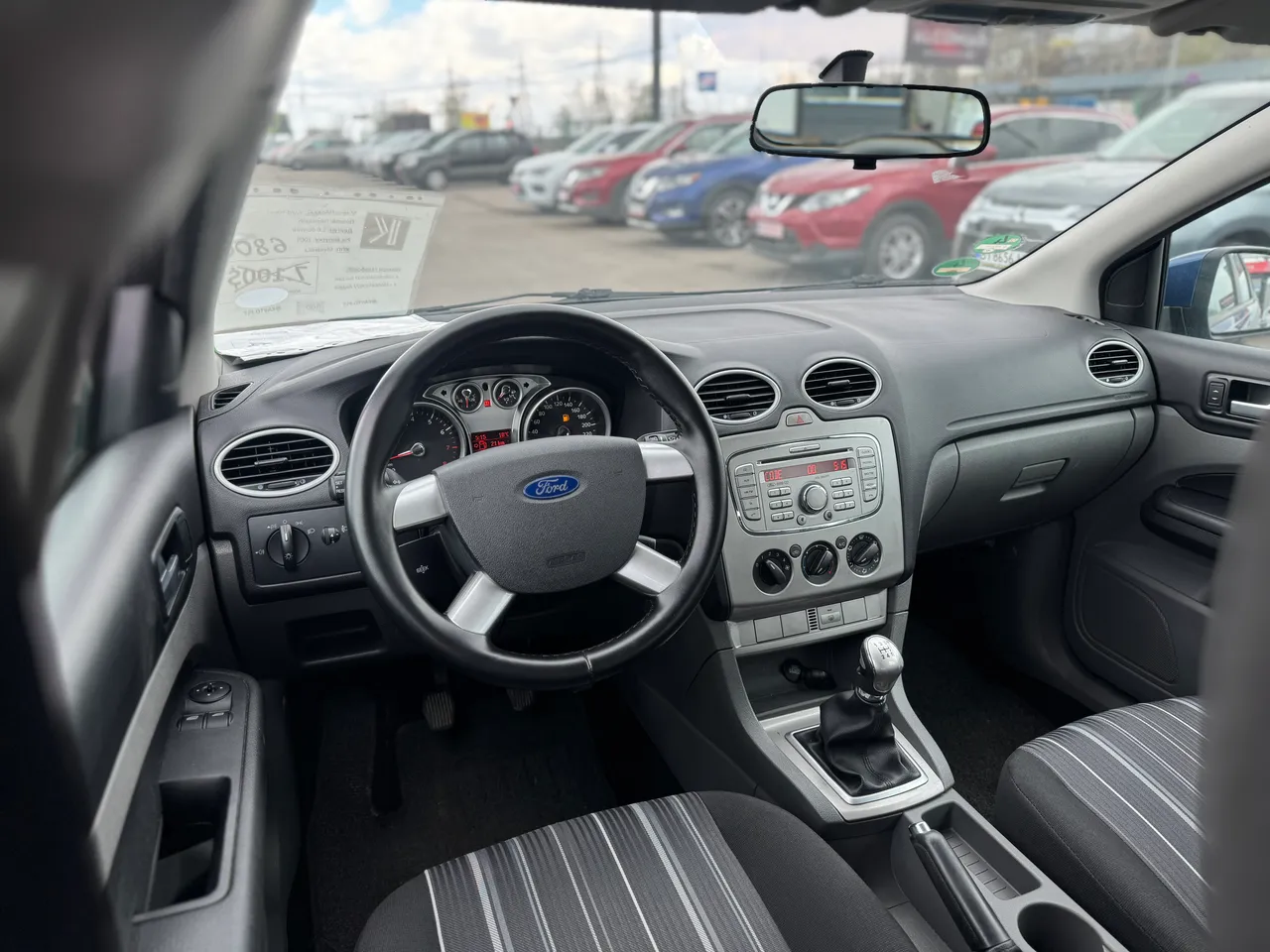 Ford Focus - фото 10
