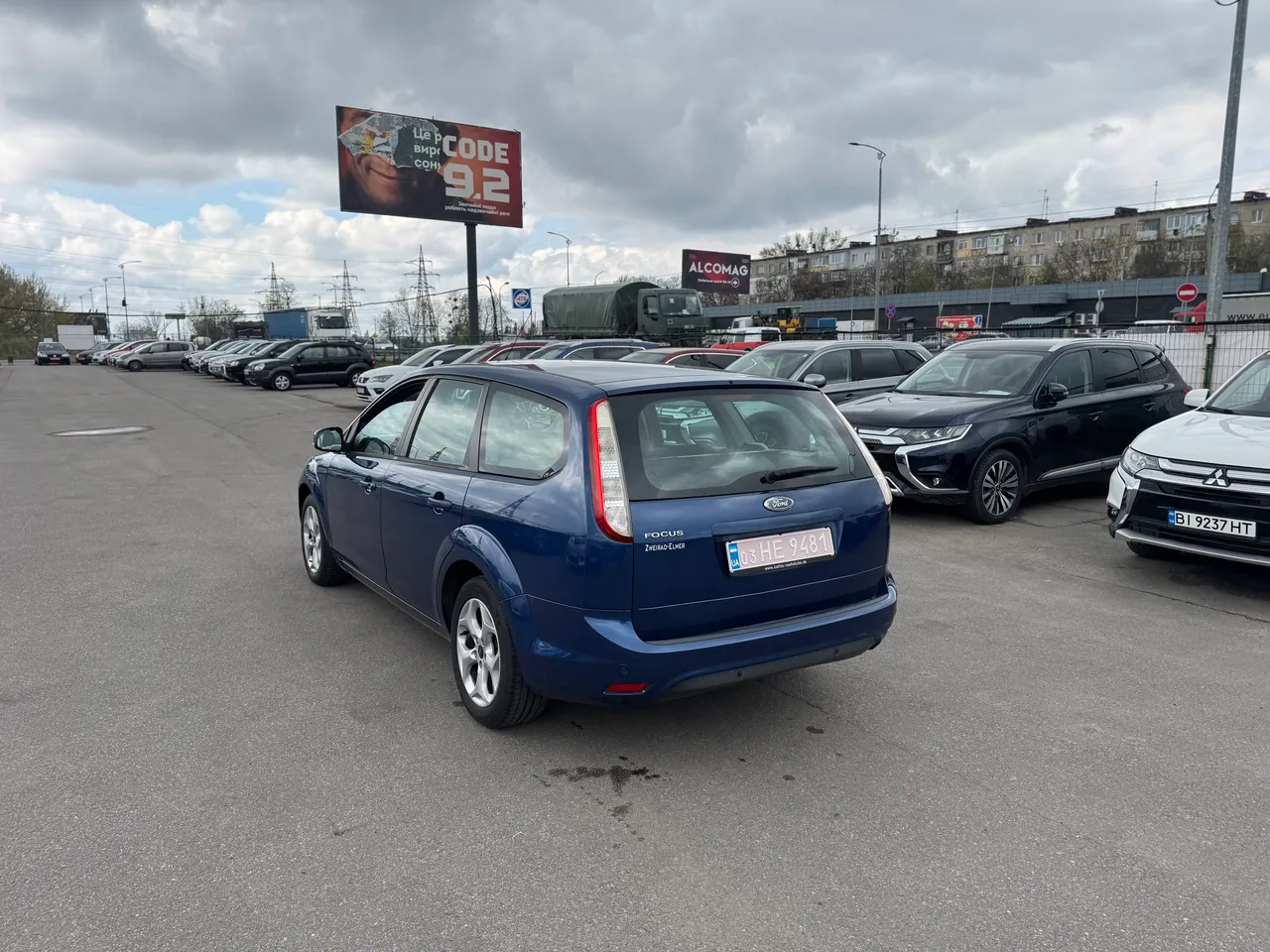 Ford Focus - фото 7