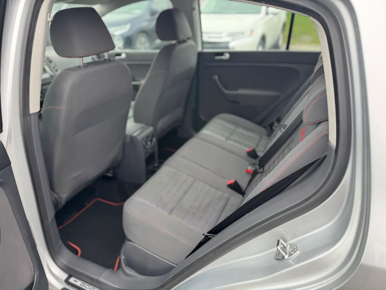 Volkswagen Golf Plus - фото 9