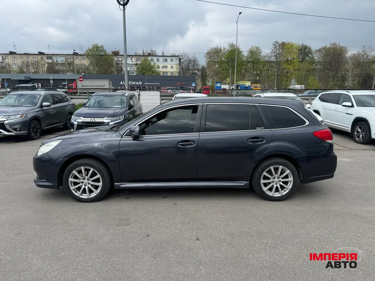 Subaru Legacy - фото 8