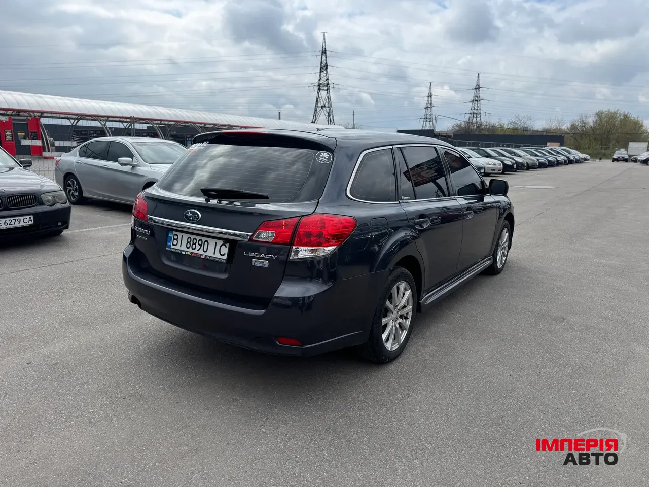 Subaru Legacy - фото 5