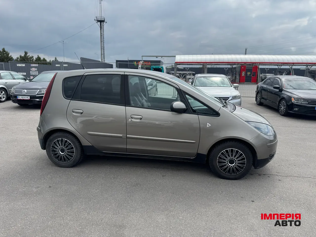 Mitsubishi Colt - фото 4