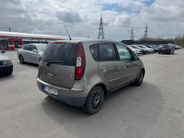 Mitsubishi Colt - фото 5