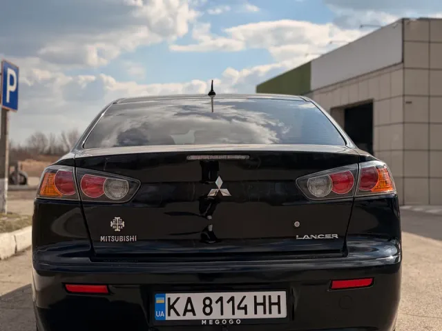 Mitsubishi Lancer - фото 2