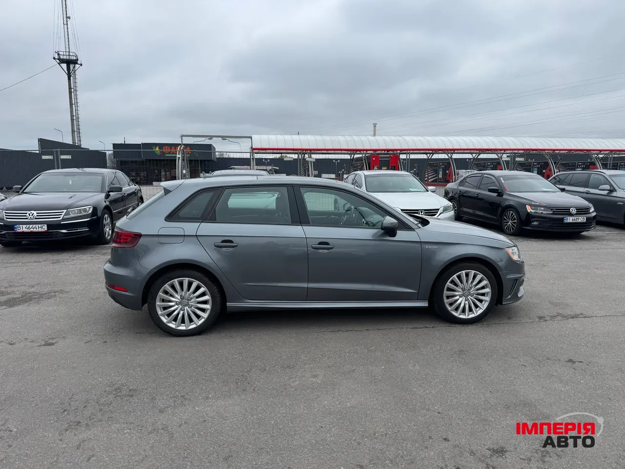 Audi A3 - фото 4